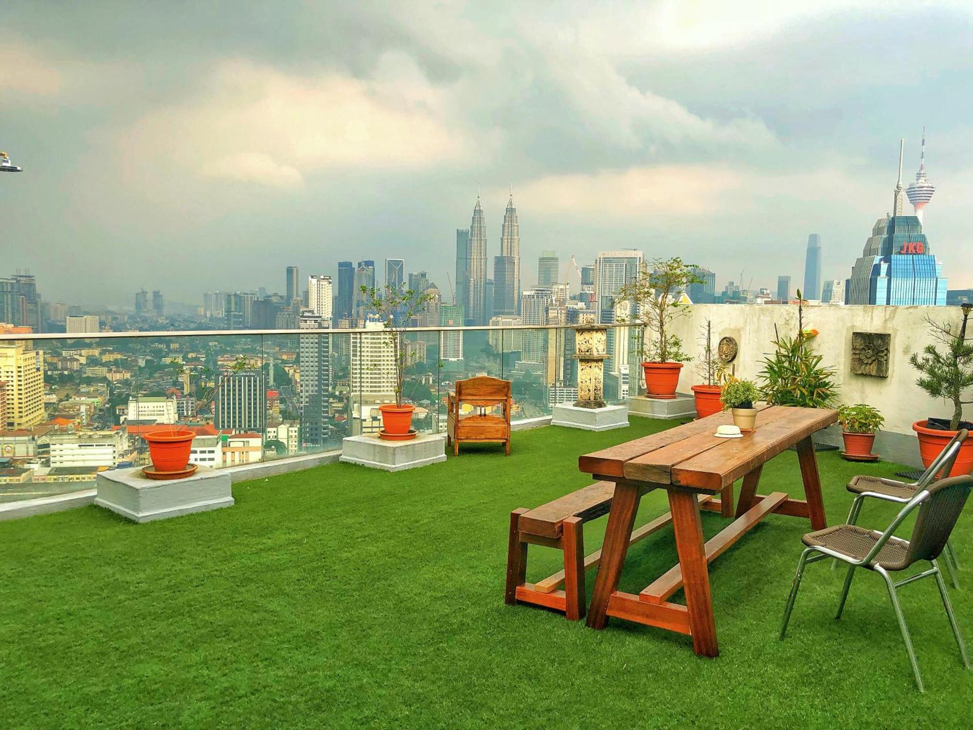 Penthouse On 34 - The Highest Unit And Best Views In Regalia & Private Rooftop Terrace Kuala Lumpur Exterior photo