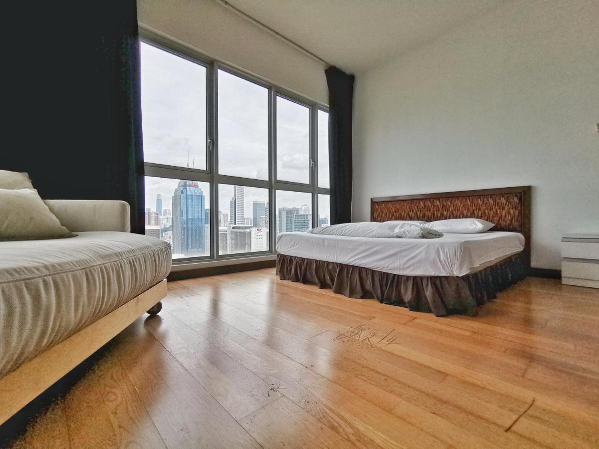 Penthouse On 34 - The Highest Unit And Best Views In Regalia & Private Rooftop Terrace Kuala Lumpur Exterior photo